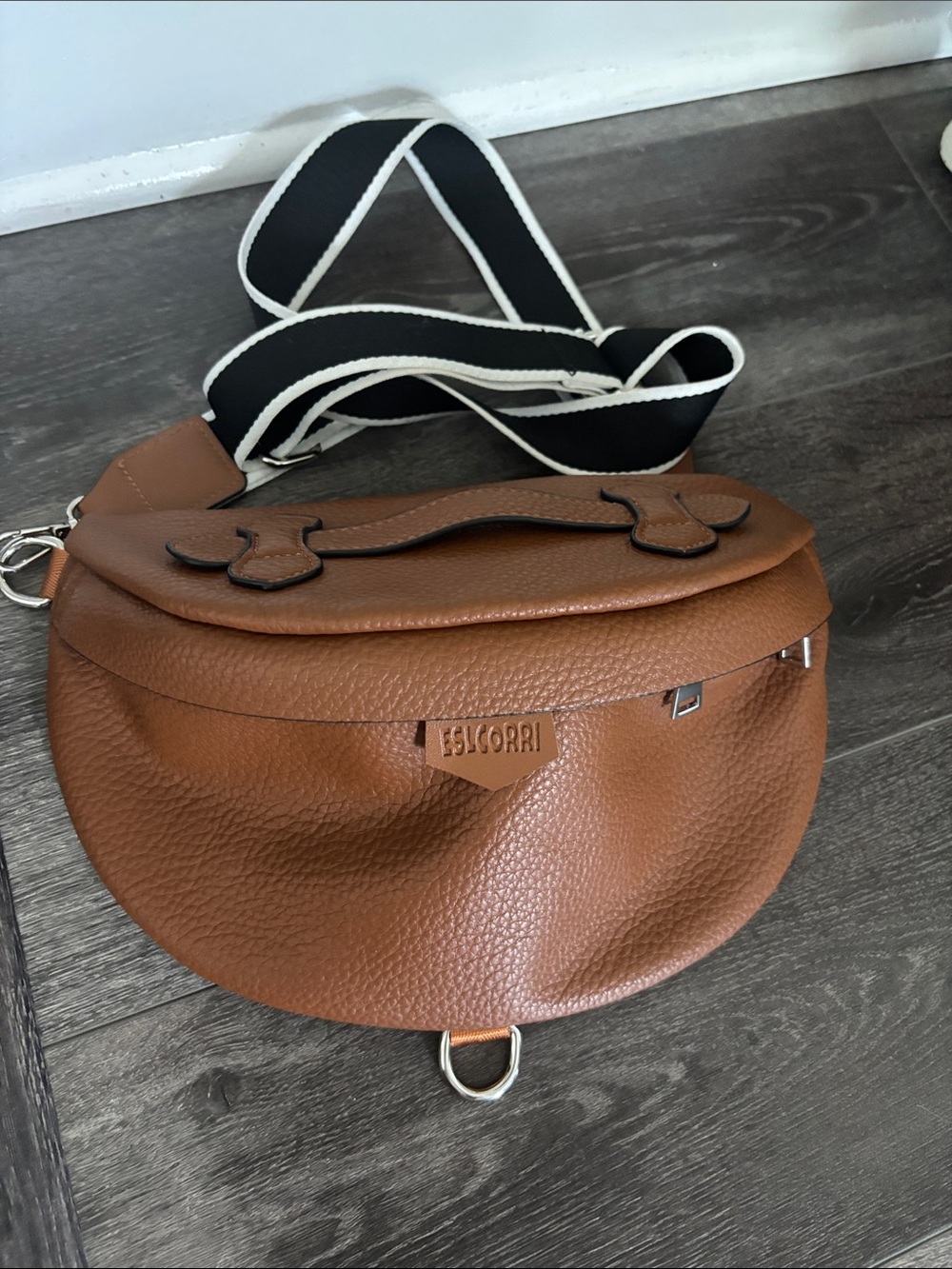 Brown Leather Crossbody Bag with Contrast Strap